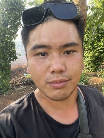 Bạn Nam Trần Phong Độc thân 33 tuổi Tìm người yêu lâu dài ở Buôn Ma Thuột, Đắk Lắk