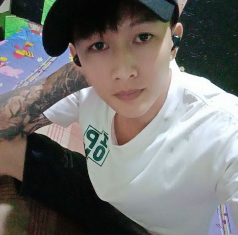 Bạn Nam Mạnh Độc thân 23 tuổi Tìm bạn tâm sự ở Quận 9, TP Hồ Chí Minh