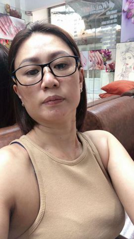 Bạn Nữ Thuận Nguyễn Ly dị 43 tuổi Tìm bạn bè mới ở Quận 3, TP Hồ Chí Minh