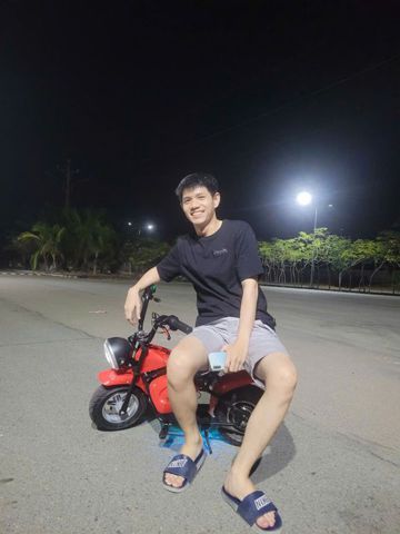 Bạn Nam Phong Độc thân 28 tuổi Tìm người yêu lâu dài ở Thủ Đức, TP Hồ Chí Minh