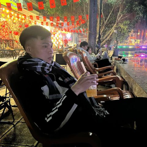 Bạn Nam Quang Độc thân 21 tuổi Tìm người yêu lâu dài ở Hoàng Mai, Hà Nội