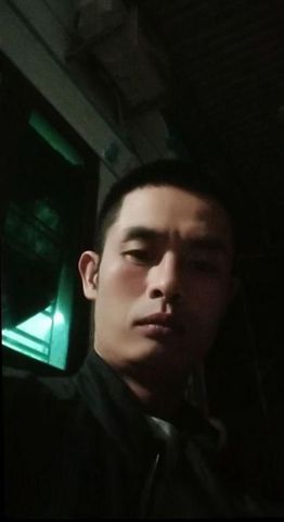 Bạn Nam Trọng Hùng Ly dị 42 tuổi Tìm người yêu lâu dài ở Xuân Hòa, Hồ Chí Minh