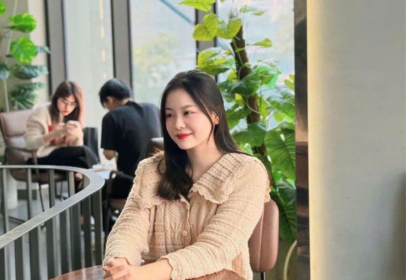 Bạn Nữ Nguyệt Độc thân 22 tuổi Tìm người yêu lâu dài ở Hoàn Kiếm, Hà Nội