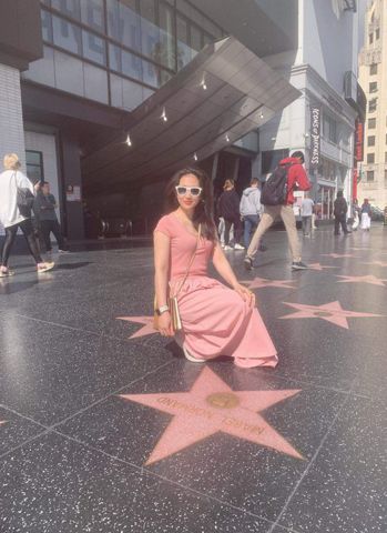 Bạn Nữ Giana Ly dị 41 tuổi Tìm bạn bè mới ở California, Mỹ