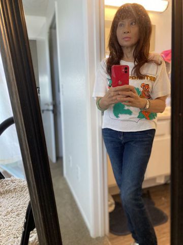 Bạn Nữ kim Độc thân 63 tuổi Tìm bạn tâm sự ở California, Mỹ