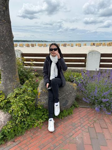 Bạn Nữ Đơn giản Độc thân 41 tuổi Tìm người yêu lâu dài ở Hamburg, Đức