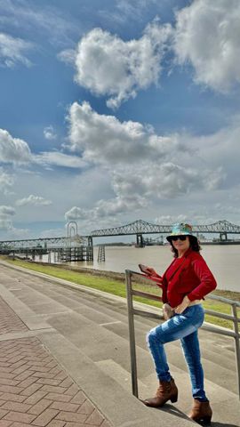 Bạn Nữ Lan Ly dị 65 tuổi Tìm người để kết hôn ở Louisiana, Mỹ