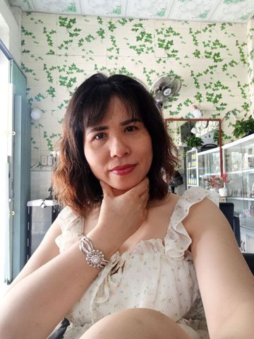 Bạn Nữ Huong Độc thân 47 tuổi Tìm người yêu lâu dài ở Bến Thành, Hồ Chí Minh